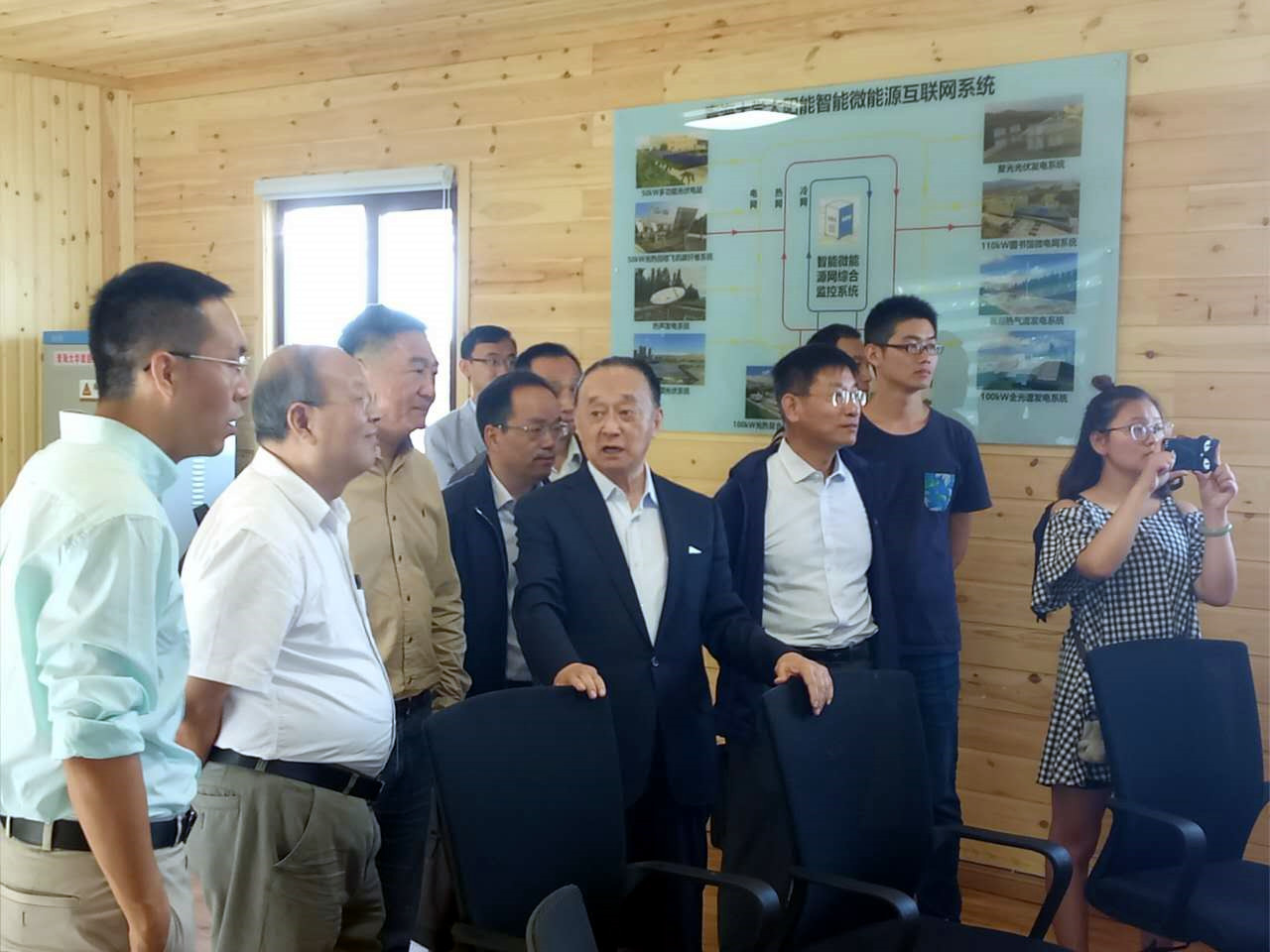 清华大学青海微能网综合利用项目